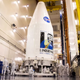 El satélite Landsat 9 ya espera en la cápsula del cohete Atlas V.